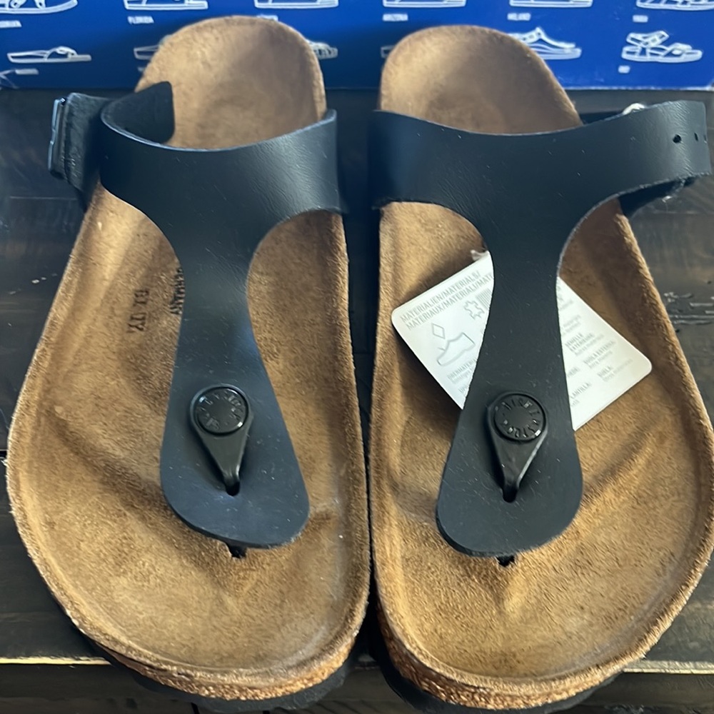 NWT Birkenstock Gizeh Black Birko-Flor Sandals Size 7 - Picture 2 of 7